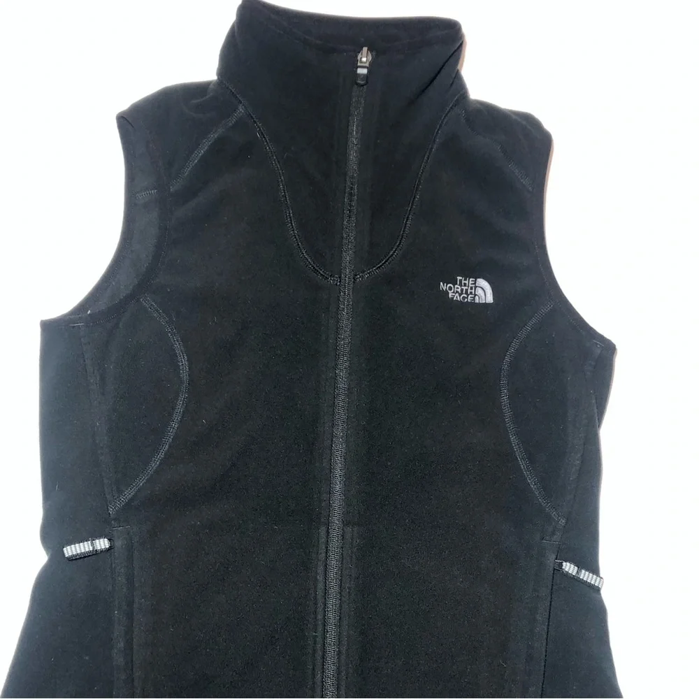 The North Face Black Fleece Vest TKA 100 - Picture 3 of 7